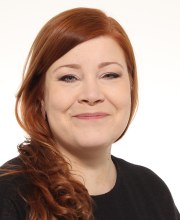 Asiantuntia Laura Huhtakallion valokuva