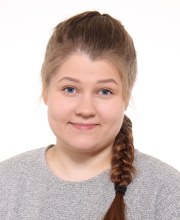 Asiantuntija Säde Suonpään valokuva