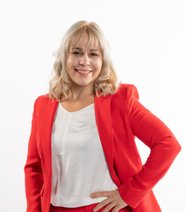 Tiina Kestin puolivartalokuva